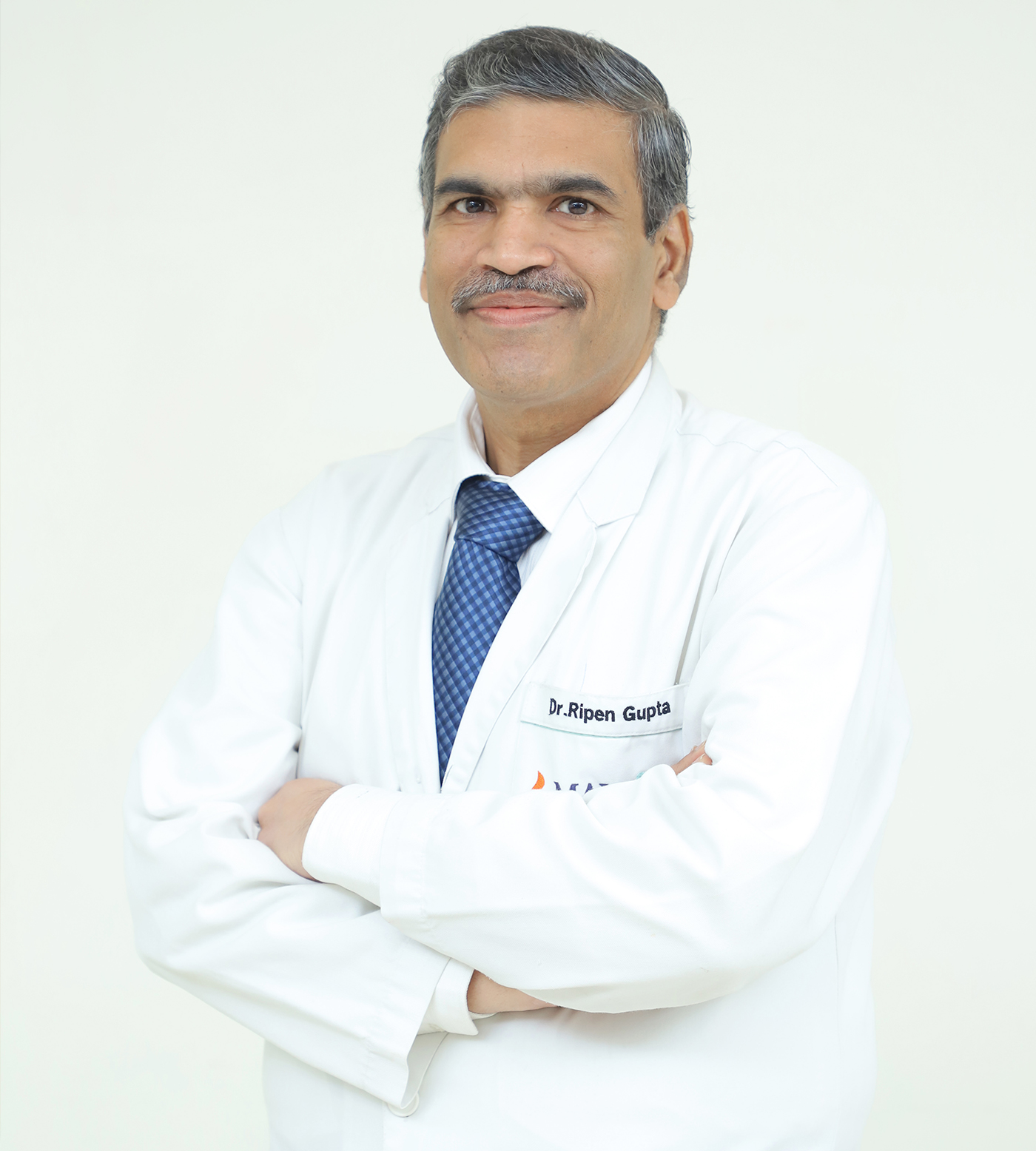 Dr Alok Chopra